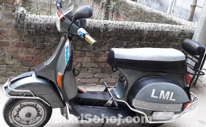 Vespa T5